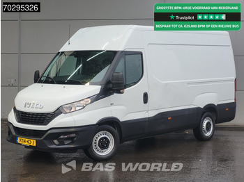 כלי רכב מסחרי עם לוח IVECO Daily 35s14