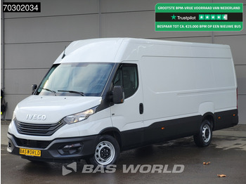 כלי רכב מסחרי עם לוח IVECO Daily 35s16
