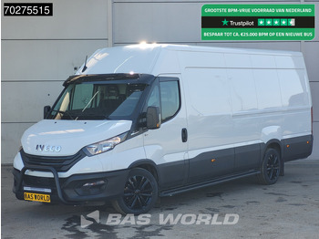 כלי רכב מסחרי עם לוח IVECO Daily 35s16