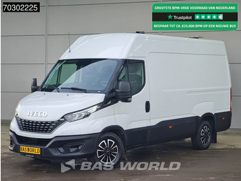 כלי רכב מסחרי עם לוח IVECO Daily 35s16