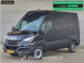 כלי רכב מסחרי עם לוח IVECO Daily 35s18