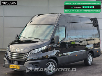 כלי רכב מסחרי עם לוח IVECO Daily 35s21