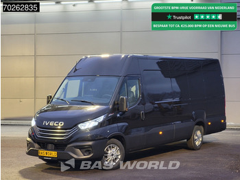 כלי רכב מסחרי עם לוח IVECO Daily 35s21