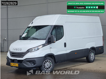 כלי רכב מסחרי עם לוח IVECO Daily 35s21