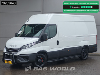 כלי רכב מסחרי עם לוח IVECO Daily 35s21