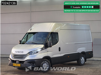 כלי רכב מסחרי עם לוח IVECO Daily 35s21
