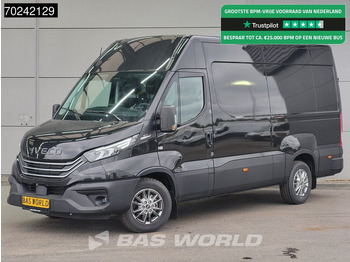 כלי רכב מסחרי עם לוח IVECO Daily 35s21