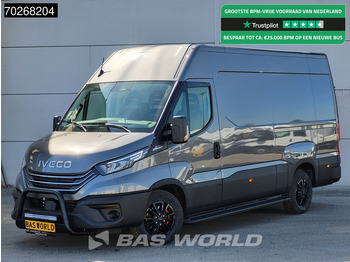 כלי רכב מסחרי עם לוח IVECO Daily 35s21