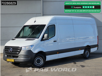 כלי רכב מסחרי עם לוח MERCEDES-BENZ Sprinter 317