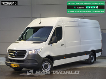 כלי רכב מסחרי עם לוח MERCEDES-BENZ Sprinter 319