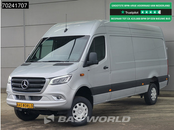 כלי רכב מסחרי עם לוח MERCEDES-BENZ Sprinter 319