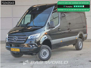 כלי רכב מסחרי עם לוח MERCEDES-BENZ Sprinter 319