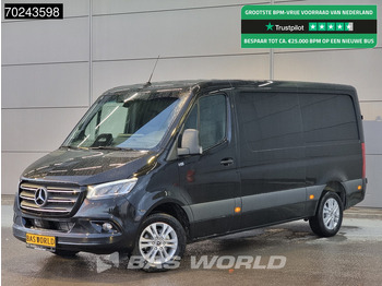 כלי רכב מסחרי עם לוח MERCEDES-BENZ Sprinter 319