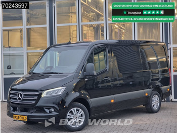 כלי רכב מסחרי עם לוח MERCEDES-BENZ Sprinter 319