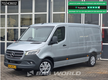 כלי רכב מסחרי עם לוח MERCEDES-BENZ Sprinter 319