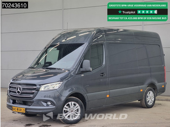 כלי רכב מסחרי עם לוח MERCEDES-BENZ Sprinter 319