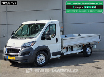 כלי רכב מסחרי במיטה שטוחה PEUGEOT Boxer