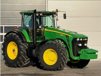 טרקטור חקלאי JOHN DEERE 8330