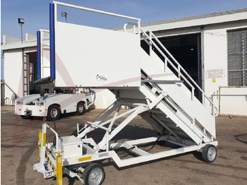 מדרגות נוסעים