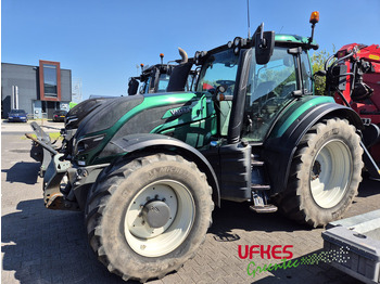 טרקטור חקלאי VALTRA T194