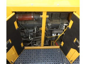 חלקי חילוף עבור מחפר סורק Consumable Spare Parts List of XCMG XE215C Excavator: תמונה 2 חלקי חילוף עבור מחפר סורק Consumable Spare Parts List of XCMG XE215C Excavator: תמונה 2