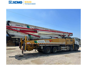משאית משאבת בטון XCMG