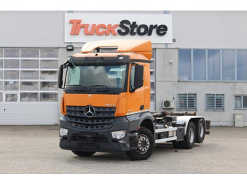 משאית הרמת וו MERCEDES-BENZ Arocs 2642