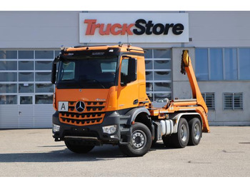 משאית דילוג העמסה MERCEDES-BENZ Arocs
