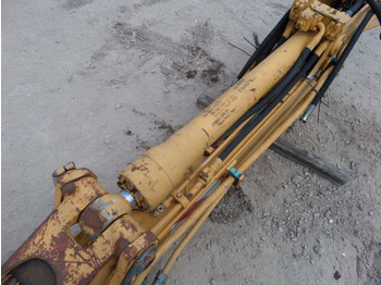 צילינדר הידרולי LIEBHERR