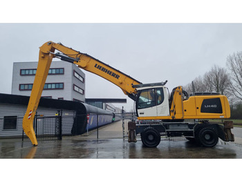 מטפל בפסולת/ תעשייתי LIEBHERR LH 40 M