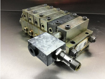 חלקי הידרוליקה LIEBHERR