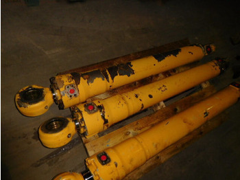 צילינדר הידרולי LIEBHERR