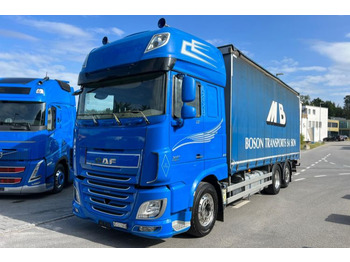 משאית וילונות צד DAF XF 510