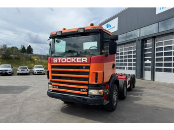 משאית עם שלדת תא SCANIA