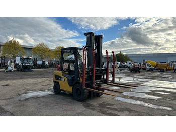 מלגזת LPG CATERPILLAR GP