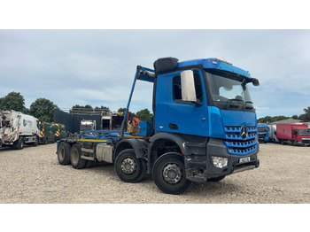 משאית הרמת וו MERCEDES-BENZ Arocs