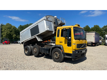 מזהיר VOLVO FL6