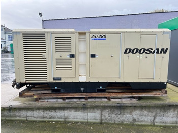 הַחכָּרָה Doosan 25/280 XHP1000WCAT-T4 Doosan 25/280 XHP1000WCAT-T4: תמונה 3 הַחכָּרָה Doosan 25/280 XHP1000WCAT-T4 Doosan 25/280 XHP1000WCAT-T4: תמונה 3