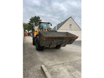 דחפור VOLVO L180H