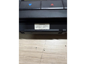 ECU Mercedes Actros MP4 Klimabedienteil Steuergerät A9614461828: תמונה 4