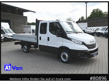 כלי רכב מסחרי במיטה שטוחה IVECO Daily 35s16