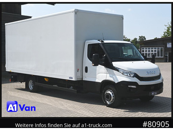 כלי רכב מסחרי עם תיבה IVECO Daily