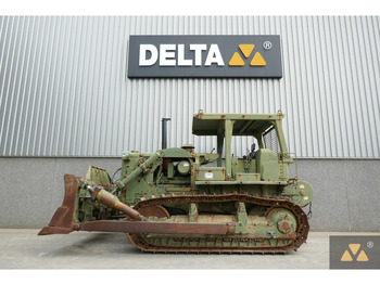 דחפור CATERPILLAR D7