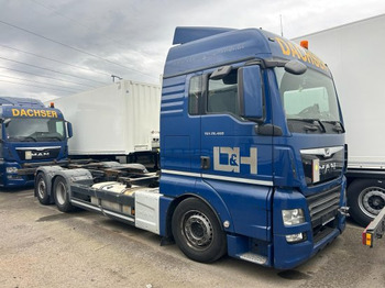 מוביל מכולות/ משאית החלפת גוף MAN TGX 26.440