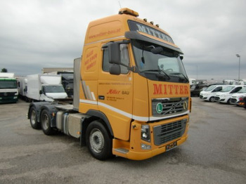 יחידת טרקטור VOLVO FH16 700
