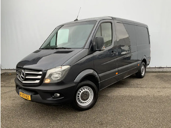 כלי רכב מסחרי עם לוח MERCEDES-BENZ Sprinter 311