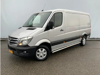 כלי רכב מסחרי עם לוח MERCEDES-BENZ Sprinter 313