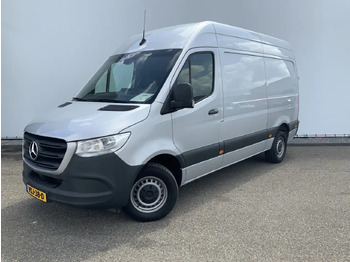 כלי רכב מסחרי עם לוח MERCEDES-BENZ Sprinter 315