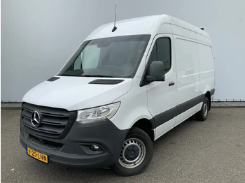כלי רכב מסחרי עם לוח MERCEDES-BENZ Sprinter 316