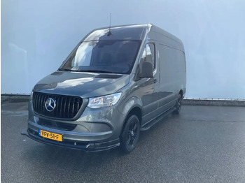 כלי רכב מסחרי עם לוח MERCEDES-BENZ Sprinter 319